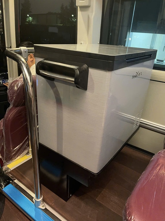 TỦ LẠNH XE KHÁCH 12v 24V 35 lít, 45 lít, 55 lít COUNTY SAMCO thaco TB81 TB87 TB82 TB120 Universe Mobihome