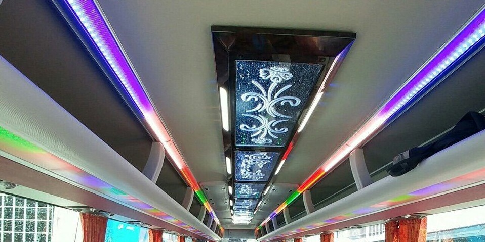 trân xe Universe mini