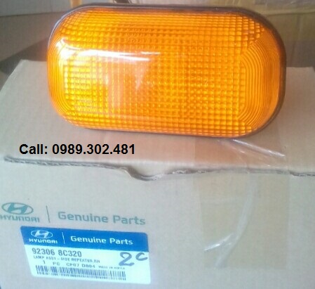 Đèn xi nhan sườn xe khách County 92306 8C320