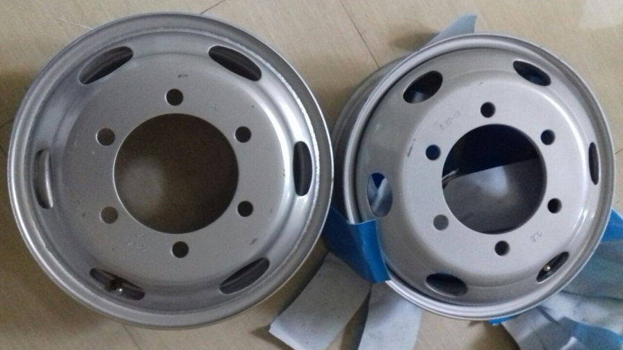 lazang không săm hyundai County 6 tắc kê