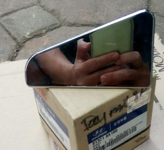 tay mở xe Hyundai Space - 813218A100