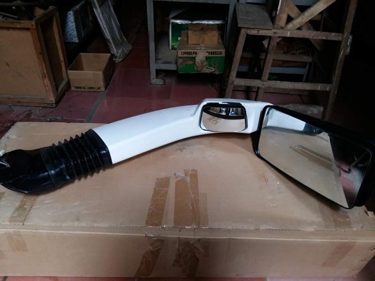 Gương tai thỏ thaco mobihome