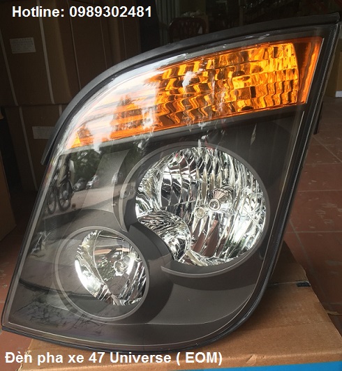 Đèn pha xe 47 chỗ Universe Noble