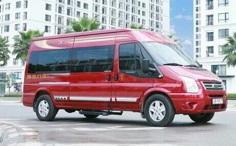 Ốp trang trí Ford Transit